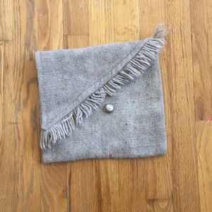 Native of American Clutch. HOST PICK!!🥰